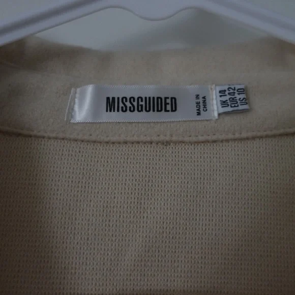 Missguided Beige Shacket - Picture 3 of 7
